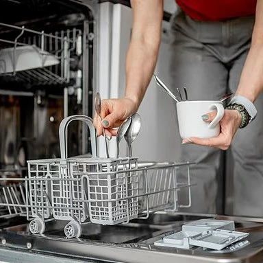 澳媒警告！洗碗机“禁入名单”曝光，这些餐具洗一次就报废