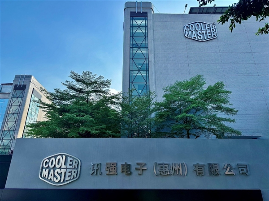 酷冷至尊杀回来了!革命性3D热管2条搞定145W、360度海景房主机拍卖53999元