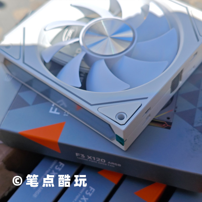 超频三机箱