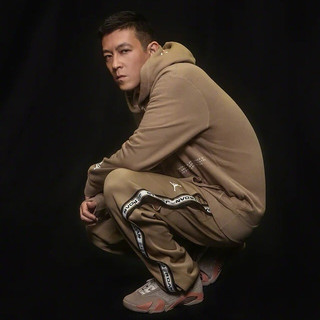 NIKE 起诉陈冠希违约，索赔 12.6 万美元，法律文件闹乌龙