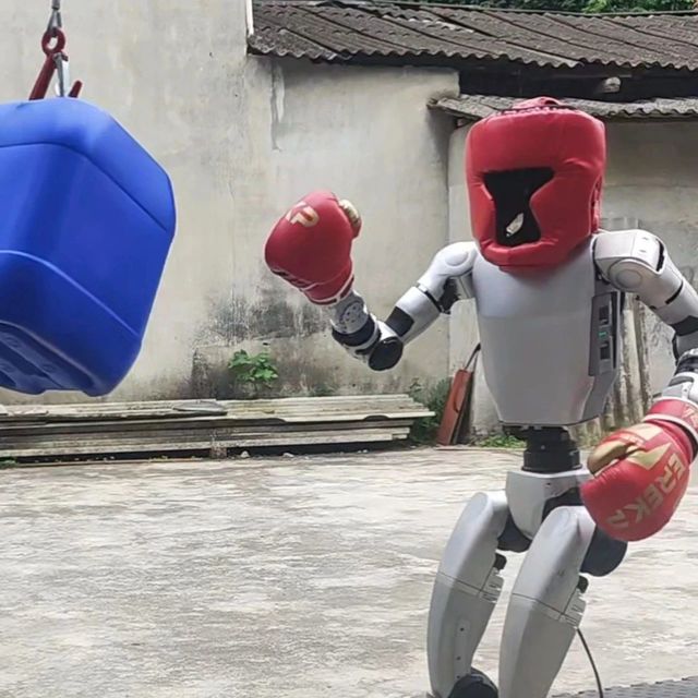 金融周报 | 一场价值3亿的机械醉拳