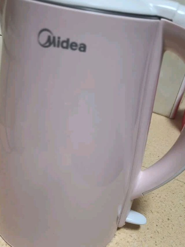 美的（Midea）电热水壶家用电水壶双层防烫 0涂层食品级304不锈钢