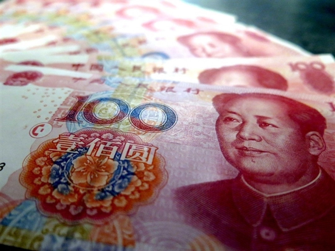 男子称ATM机取出两张百元“假钞” 银行回应:非假币 是消磁了