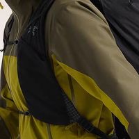 ARC'TERYX AERIOS 35：轻量化与功能性