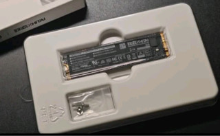 7000MB/s读取，游戏秒开！