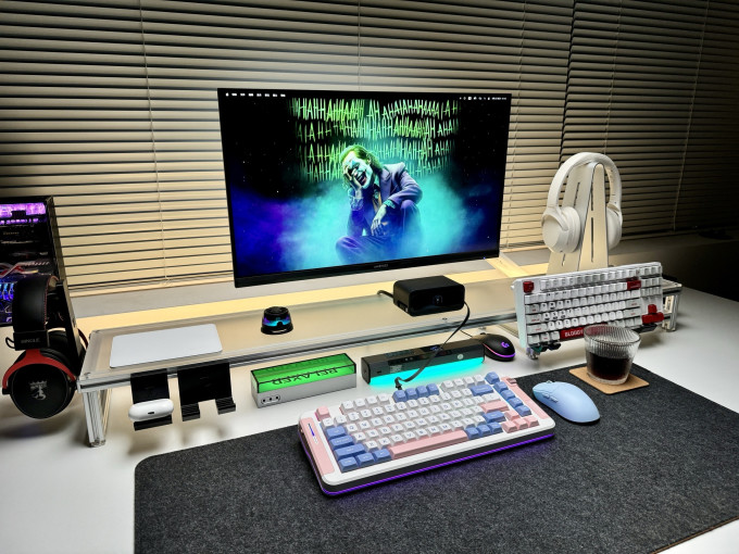 显示器