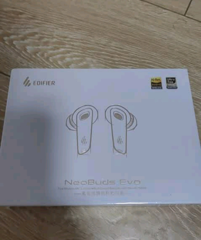 漫步者蓝牙耳机