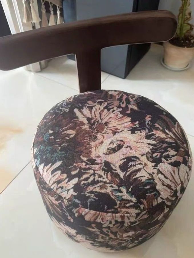 锦需凳子椅子