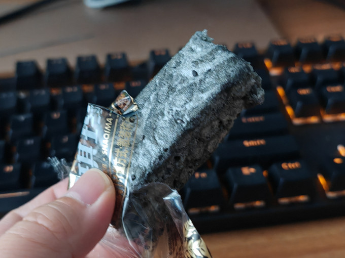 阿萨郊饼干糕点
