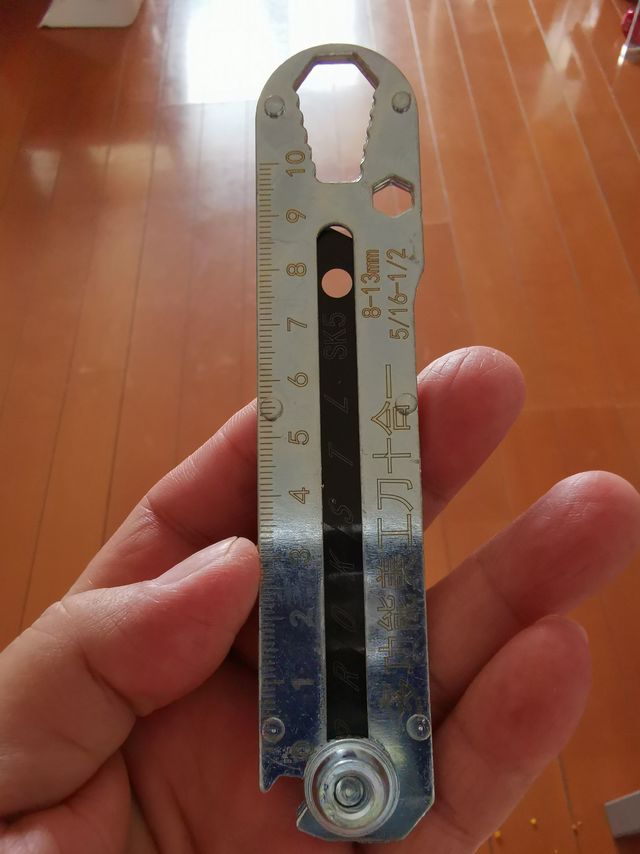 奉小草大人旨意评价：顺富美 不锈钢架特厚美工刀