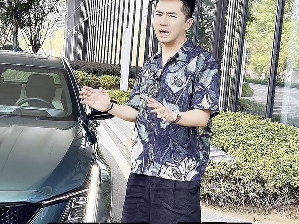 CT5 减配还是血赚？ 看我24 万拿下 Brembo + 电磁悬架