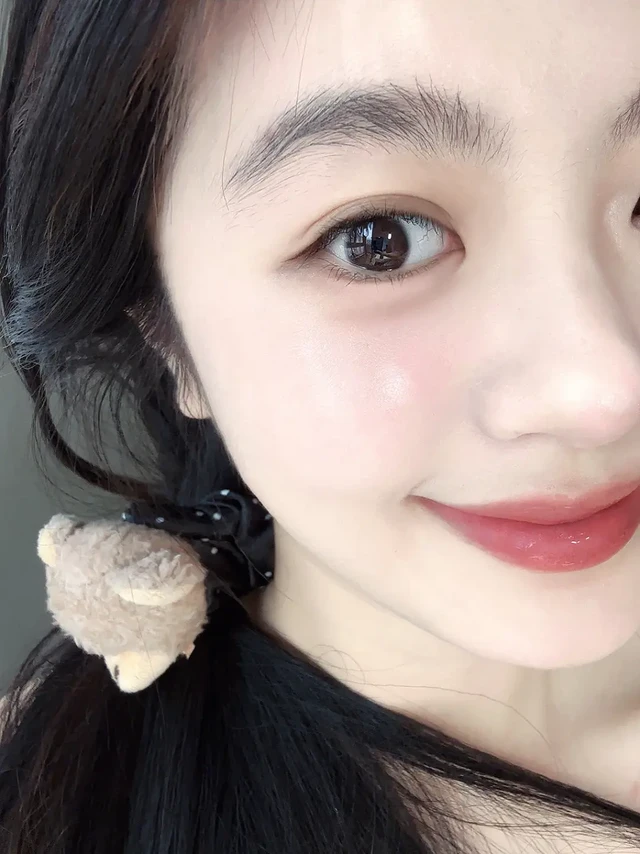 再卡粉算我输!干皮怎么画baby水光肌都在这…