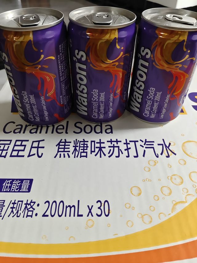小罐装焦糖味苏打水，低糖低卡好畅饮！