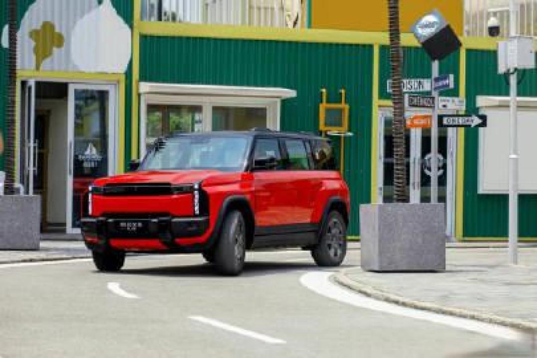 奇瑞风云X3/X3 PLUS上市:全铝车身+越级配置 售8.99万元起