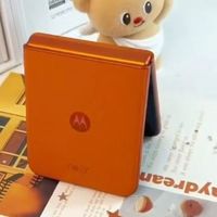 折叠屏也能这么稳?moto razr 50告诉你!