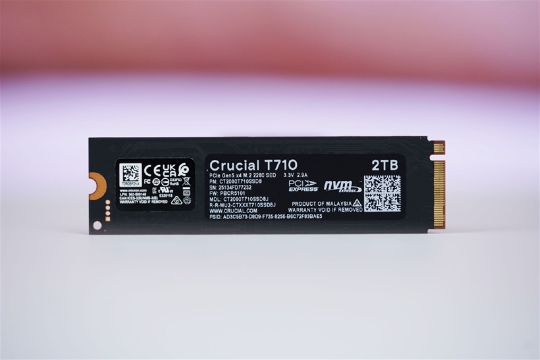英睿达T710 2TB SSD评测:新一代性能旗舰 14.5G/s仅有57度
