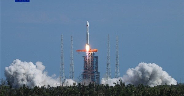 全流程自动化、起飞主动漂移控制！长征八号甲火箭成功发射卫星互联网低轨卫星