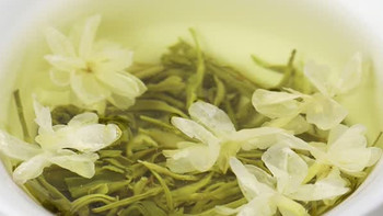 春上早茉莉花茶，花香四溢，茶味浓郁