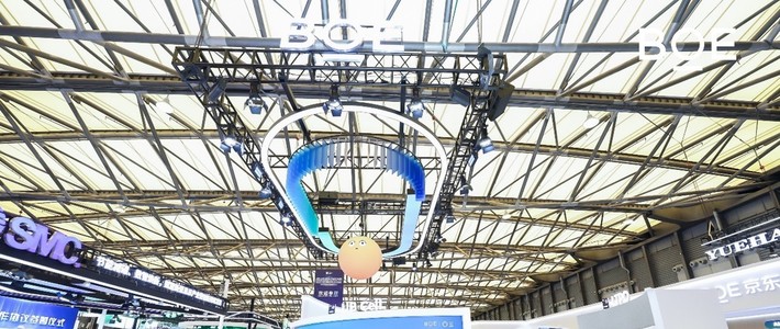 BOE亮相DIC 2025，以显示与AI引领智慧生活