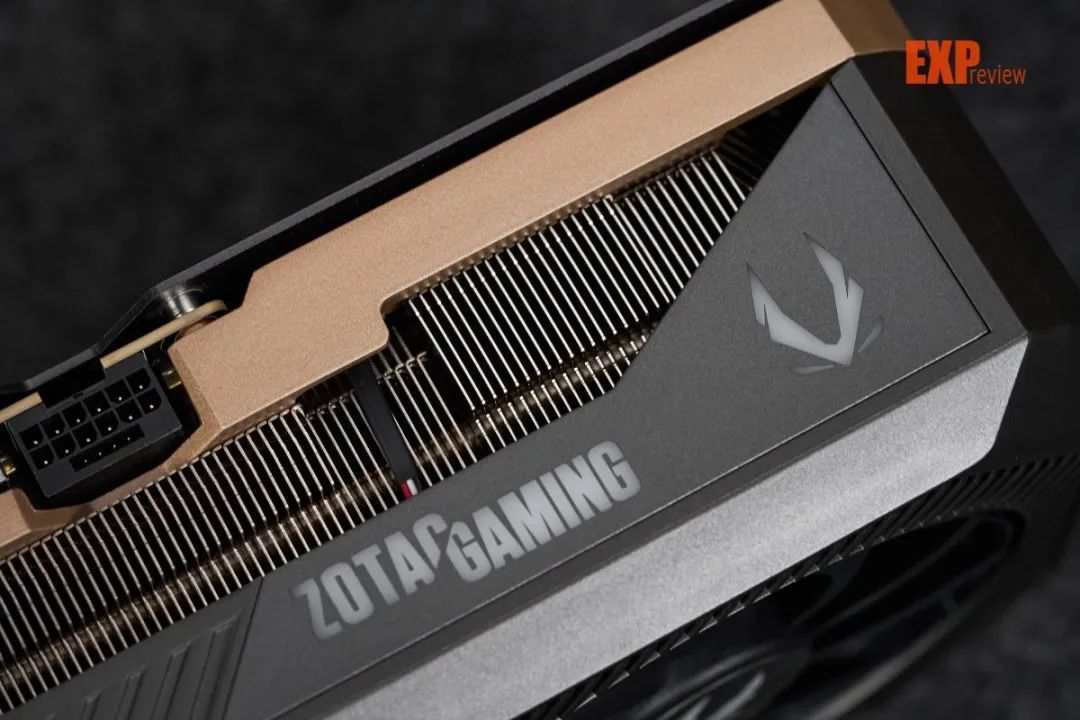 索泰RTX 5090 D v2 SOLID OC显卡评测:原汁原味的顶尖游戏性能体验