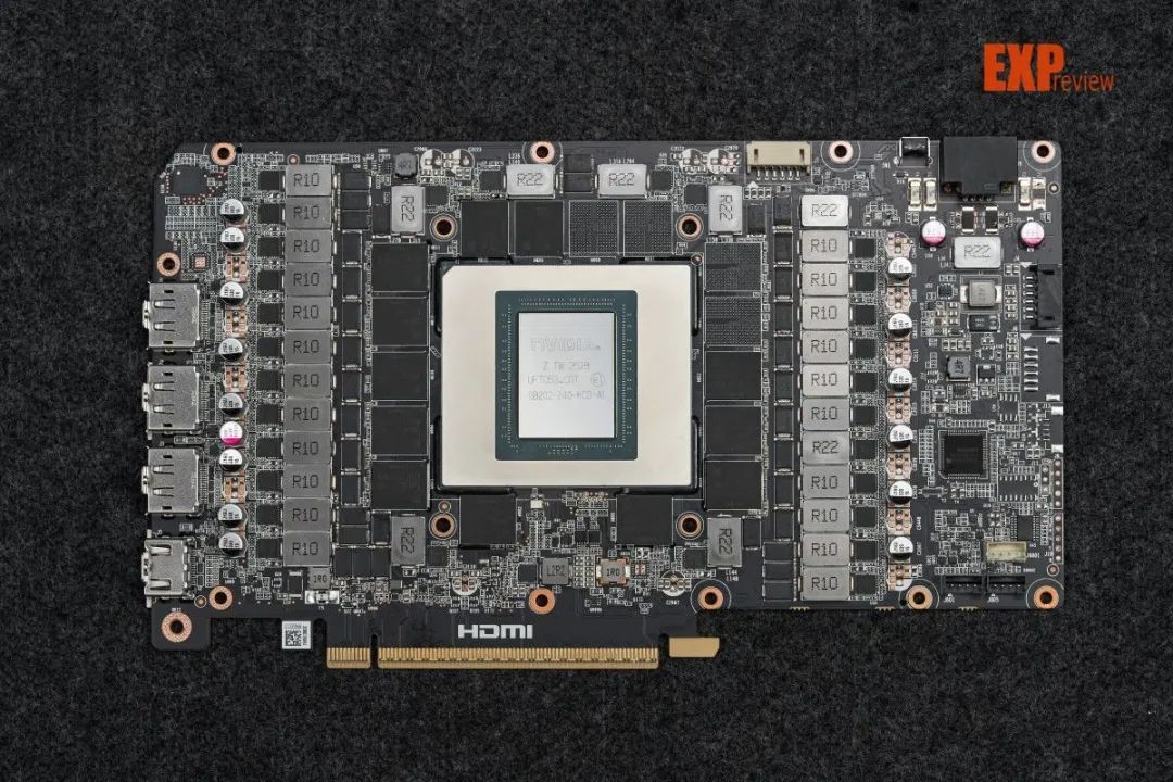 索泰RTX 5090 D v2 SOLID OC显卡评测:原汁原味的顶尖游戏性能体验