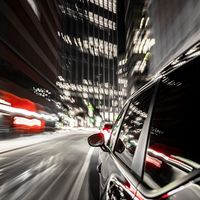汽车“智能化”“网联化”路上，车载存储创新为何成为关键？