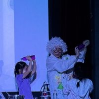 沉浸式亲子互动科学秀《实验室大爆炸》：亲手实验创造奇迹