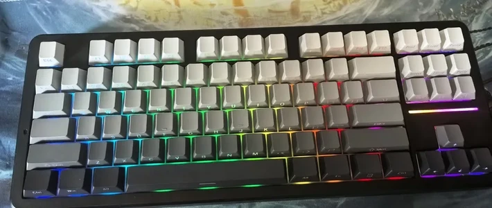 前行者 X87Pro 磁轴键盘：三模连接，敲击超带感​