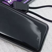 带线 + 支架 + 双口充，iWALK 掌心宝太懂出差党了