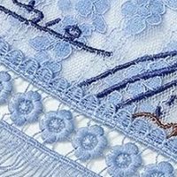 两三事羽化飞鸟复古蕾丝拼接短袖T恤，优雅百搭的时尚密码