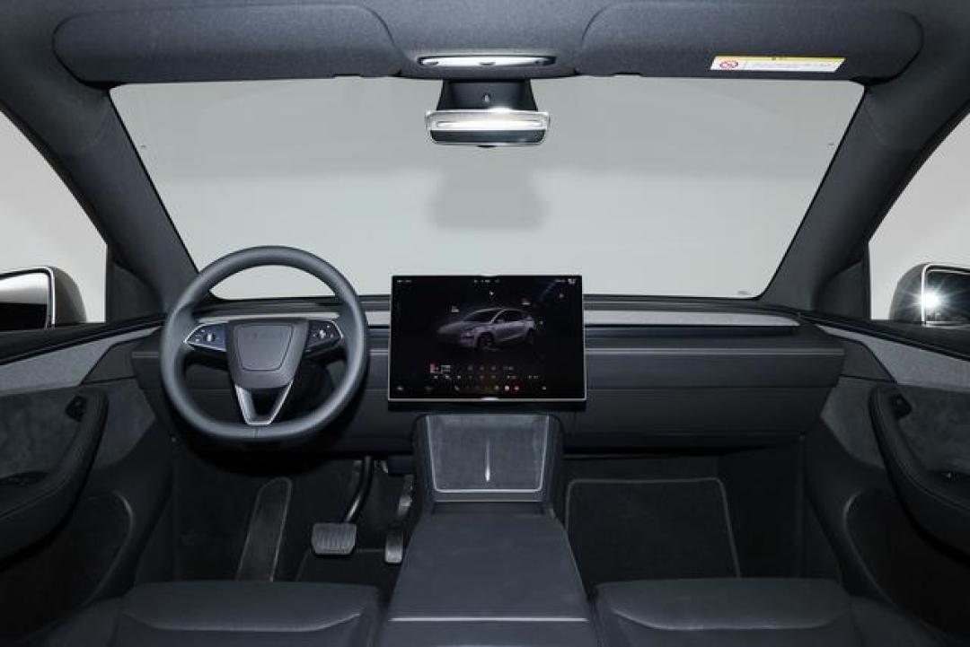特斯拉Model Y L六座版上市:空间跃升中大型SUV,CDC悬挂/82度电池升级起售33.9万