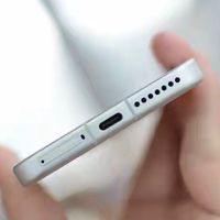 红米K90 Pro亮剑！USB 3.0领衔五大越级升级

