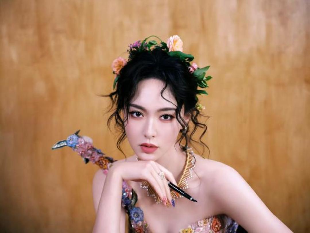 唐嫣高定花裙诠释三重美学:从戛纳云纱到繁花鎏金的东方缪斯蜕变