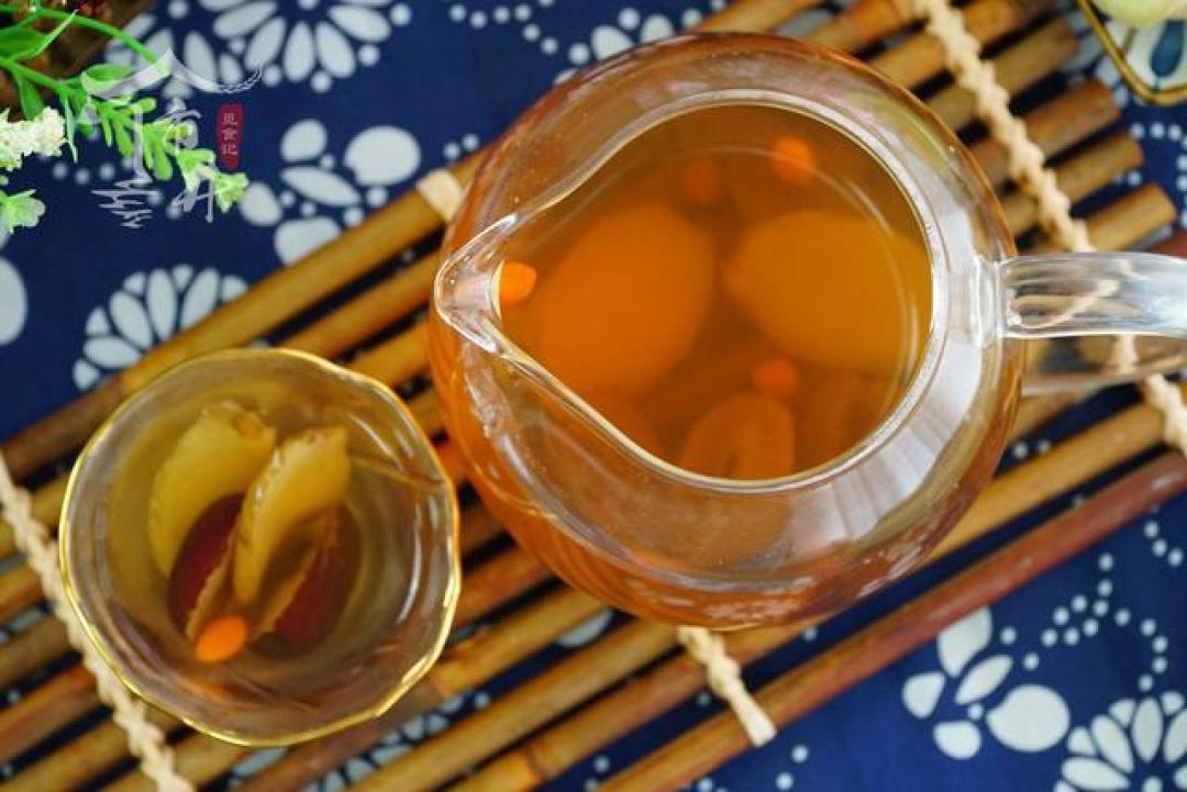 暖胃更暖心的秋日烟火图鉴:药膳汤品、蜜烤南瓜与慢炖暖意抚平秋凉