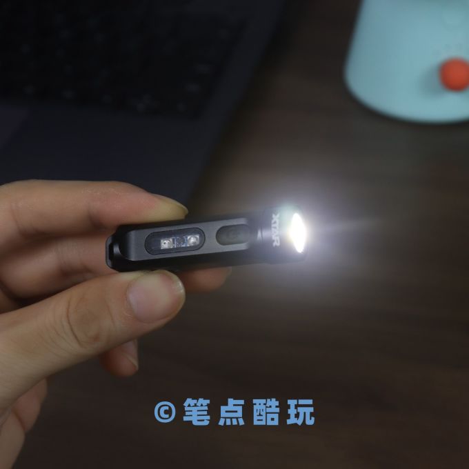 爱克斯达户外照明