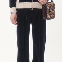 华伦天奴男士运动裤设计与功能