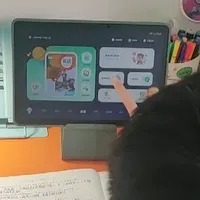 科大讯飞P30 Turbo：孩子自学好帮手
