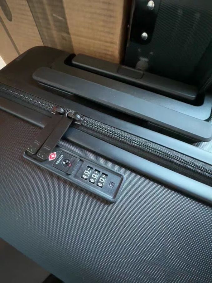 地平线8号拉杆箱