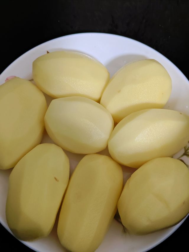 佳农宝莱黄心土豆，粉糯口感好滋味！