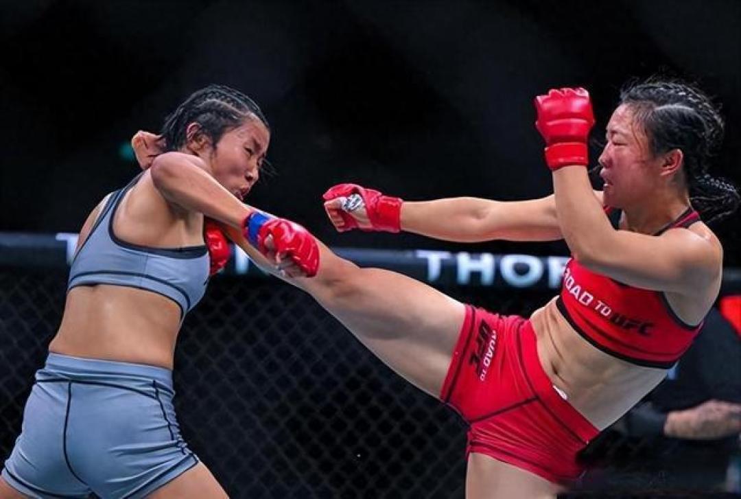 针灸师石铭UFC首秀:艾草香混着汗水味,金丝眼镜改写格斗跨界史