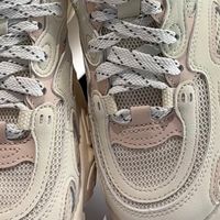 七夕约会穿什么？FILA粉白飓风鞋超甜！