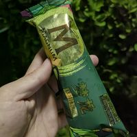 梦龙雪糕，突然被刺了一下。