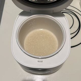 京东京造2L迷你电饭煲深度试用测评：单身牛马的精致烹饪利器