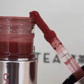 卡姿兰唇部精华口红唇釉：以爱之名，焕发自然唇间魅力