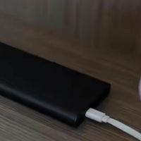 无线充对手机电池有损坏吗？无线充和有线充对比后，结果让人沉默
