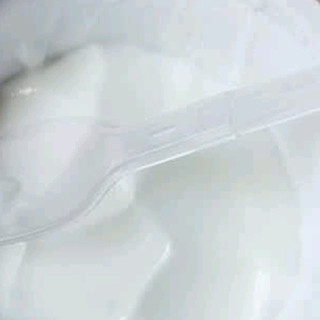 马上开学了,给孩子备点伊利老酸奶吧,美味,营养又健康
