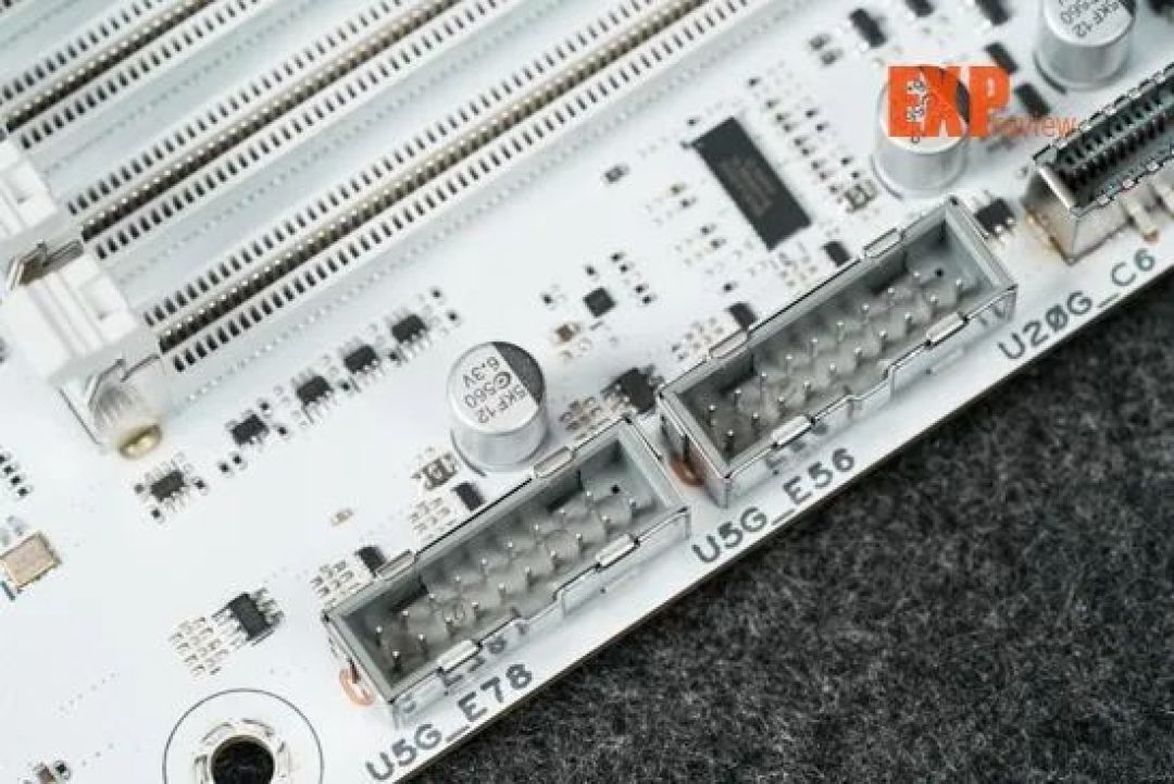 华硕ROG X870 吹雪S主板评测：电镀“战姬”加颜值，内存AI皆升级