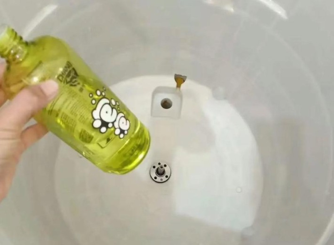别胡乱信任桶自洁 老洗衣机这样清洗才最靠谱!