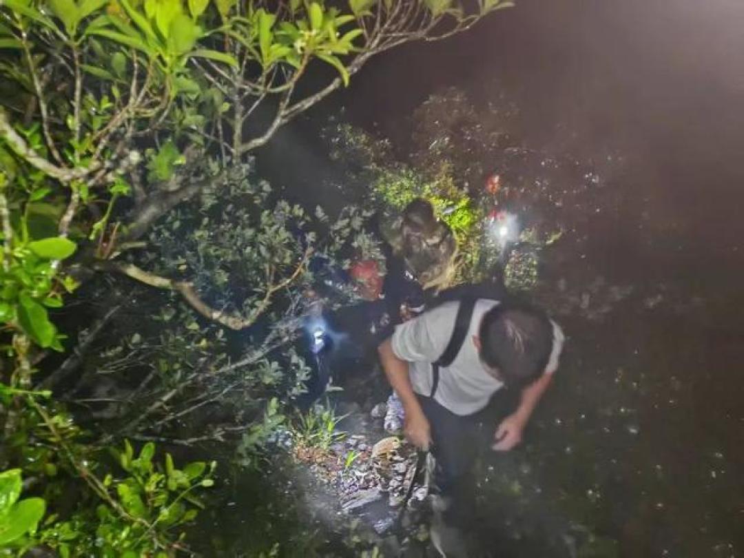 全国首例自然灾害综合法规罚单:深圳两人台风天擅闯危险区被各罚五千元