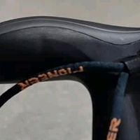 开拓者狼牙登山杖：三节伸缩设计，重塑户外安全与效率新标杆